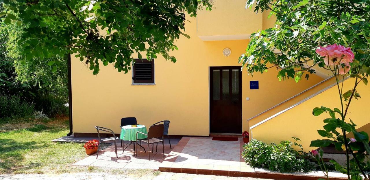 Vesna Apartment PUY Exterior foto
